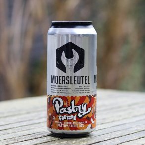 Pastry Factory: Coconut Chocolate Truffle - Moersleutel